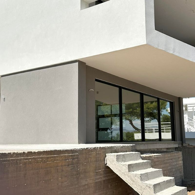 ΣΥΓΧΡΟΝΗ ΚΑΤΟΙΚΙΑ ΣΤΟ ΠΟΡΤΟ ΡΑΦΤΗ